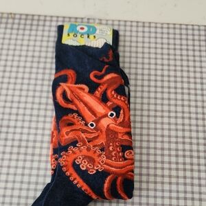 Men's Navy and Red Squid Socks